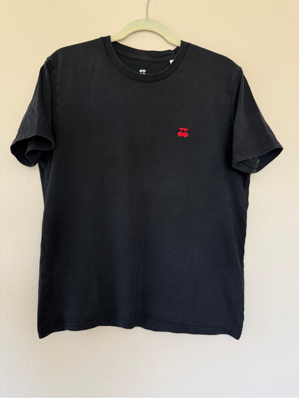 Pacha Ibiza Men’s Embroidered Cherry T-Shirt – Black – Size Medium